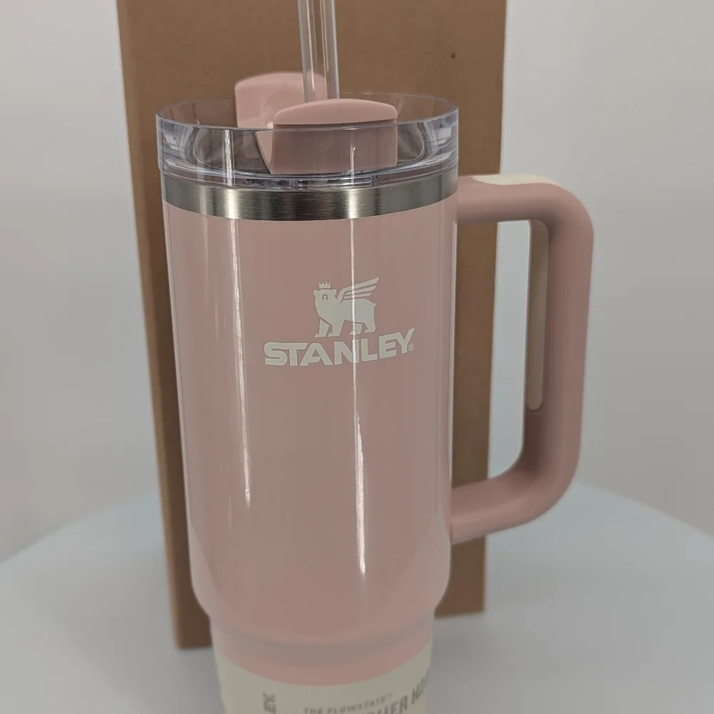 New STANLEY Quencher H2.0 Flowstate Tumbler bottle cup 30 OZ Peach Whip